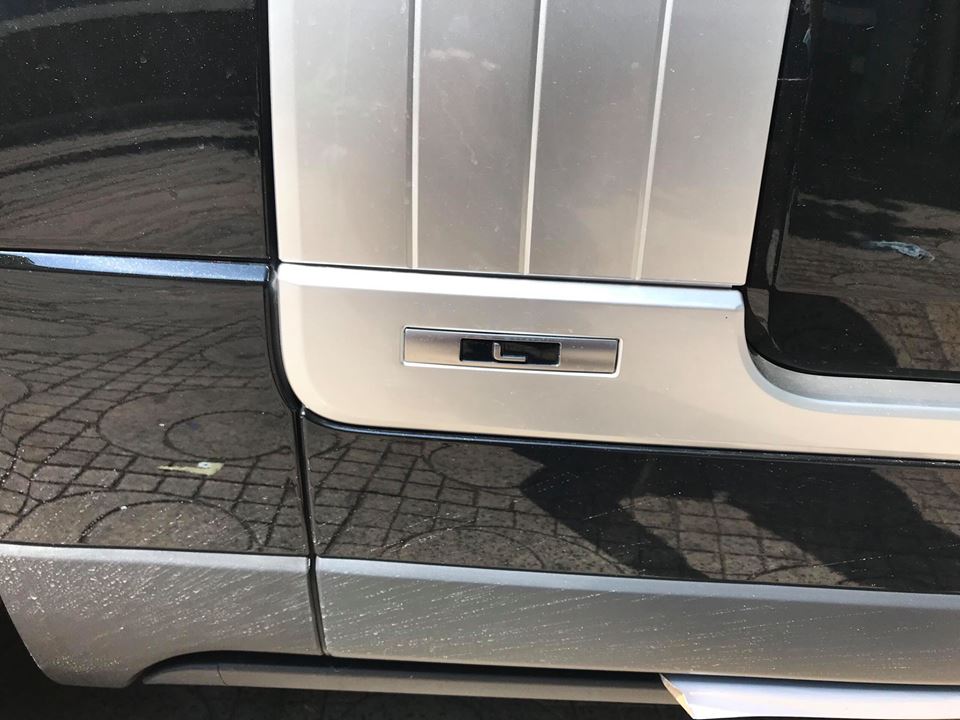 Chiếc Range Rover Autobiography này thuộc phiên bản trục cơ sở dài LWB 2018