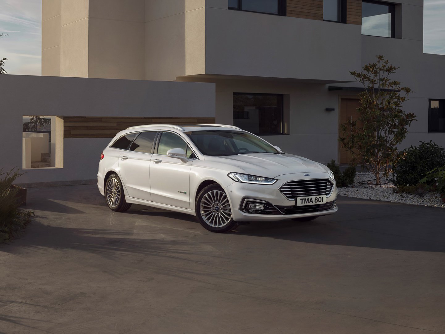 Lưới tản nhiệt của Ford Mondeo 2020 sẽ thay đổi theo từng phiên bản