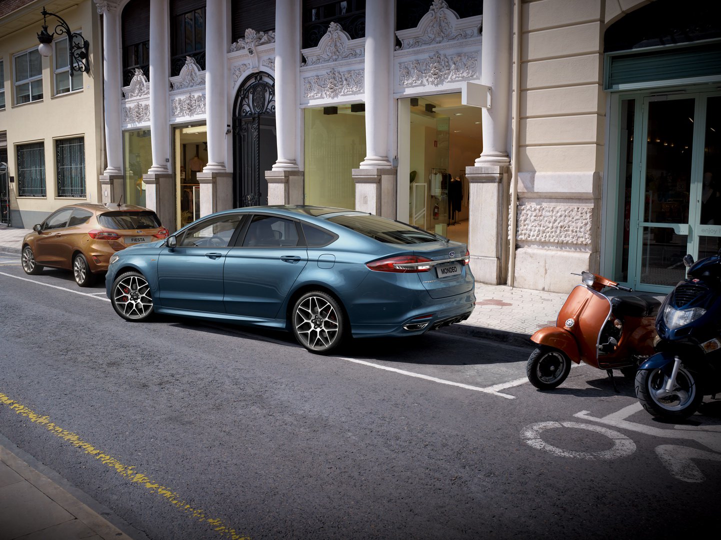Ford Mondeo 2020 được bổ sung đèn hậu hình chữ C mới
