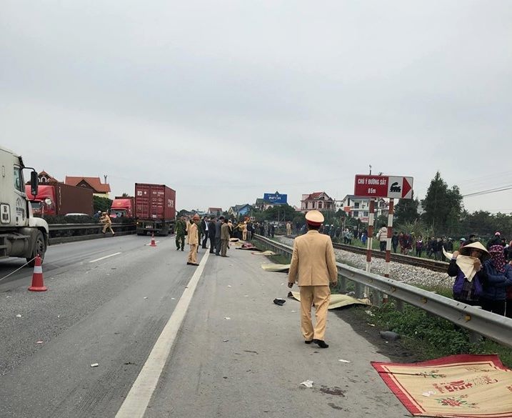 Lực lượng CSGT đã xử lý, lập biên bản hơn 1500 trường hợp vi phạm trong dịp Tết Lực lượng CSGT đã xử lý, lập biên bản hơn 1500 trường hợp vi phạm trong dịp Tết