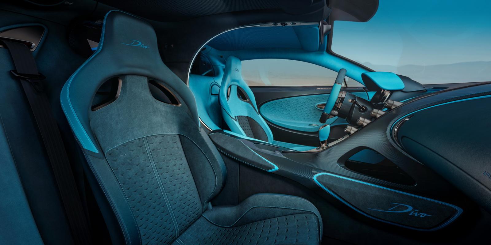 Bugatti Divo đã gây thất vọng cho không ít các tay lái tốc độ khi đã bị loại bỏ chế độ lái Top Speed nổi tiếng