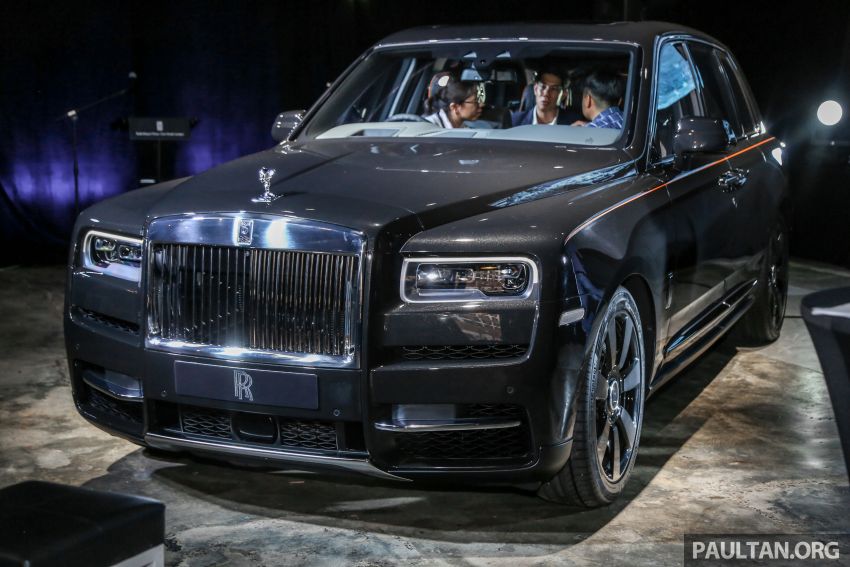 Rolls-Royce Cullinan mới ra mắt các nhà giàu Malaysia Rolls-Royce Cullinan mới ra mắt các nhà giàu Malaysia