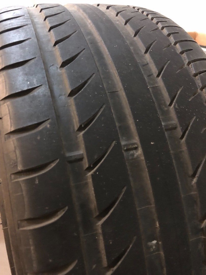 Lốp ở trong tình trạng còn mới 85%