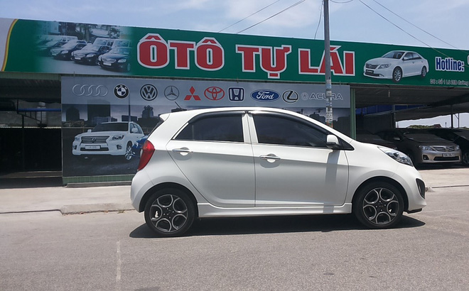 Khách hàng nên đọc ký các điều khoản hợp đồng để tránh thua thiệt Khách hàng nên đọc ký các điều khoản hợp đồng để tránh thua thiệt