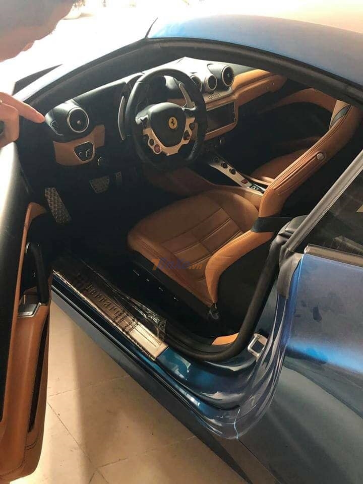Nội thất siêu xe Ferrari California T tại Hải Phòng