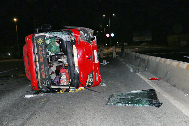 Vụ tai nạn khiến 20 người nhập viện