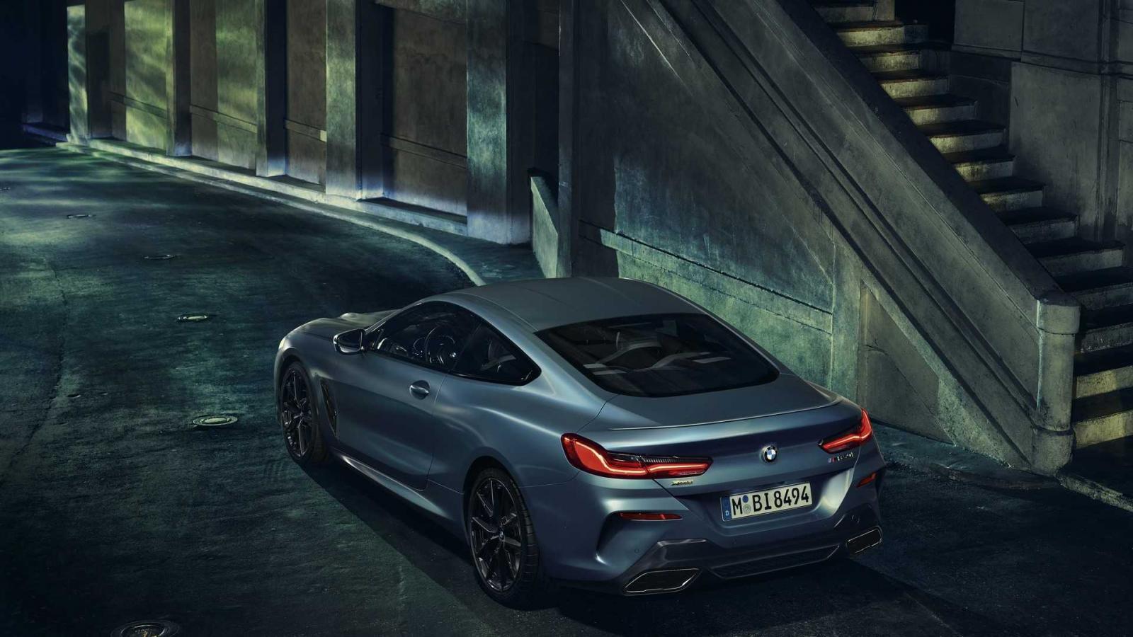 BMW 8-Series First Edition 2019 được trang bị động cơ xăng V8, tăng áp kép, dung tích 4,4 lít BMW 8-Series First Edition 2019 được trang bị động cơ xăng V8, tăng áp kép, dung tích 4,4 lít