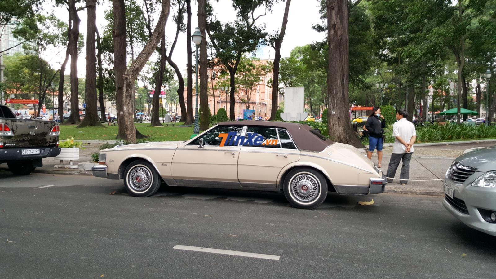 Thiết kế của Cadillac Seville thế hệ thứ 2 rất thú vị với phần mui xe vuốt xuống độc đáo Thiết kế của Cadillac Seville thế hệ thứ 2 rất thú vị với phần mui xe vuốt xuống độc đáo
