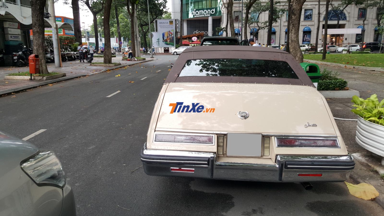 Cadillac Seville thế hệ thứ 2 tại Sài thành được sản xuất năm 1984 Cadillac Seville thế hệ thứ 2 tại Sài thành được sản xuất năm 1984