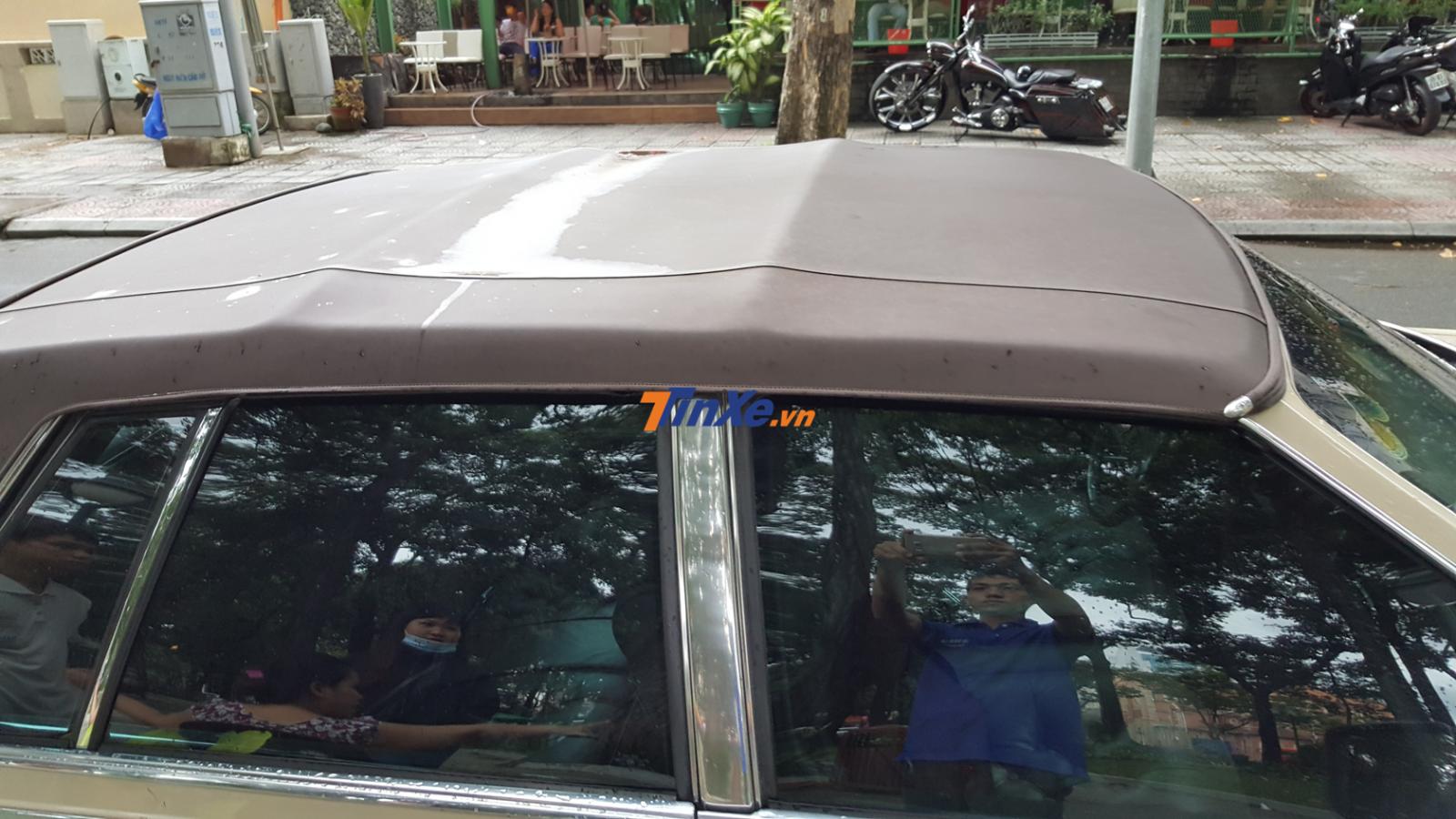 Chiếc Cadillac Seville hàng độc tại Sài thành còn có gói tuỳ chọn Full Cabriolet Roof Chiếc Cadillac Seville hàng độc tại Sài thành còn có gói tuỳ chọn Full Cabriolet Roof