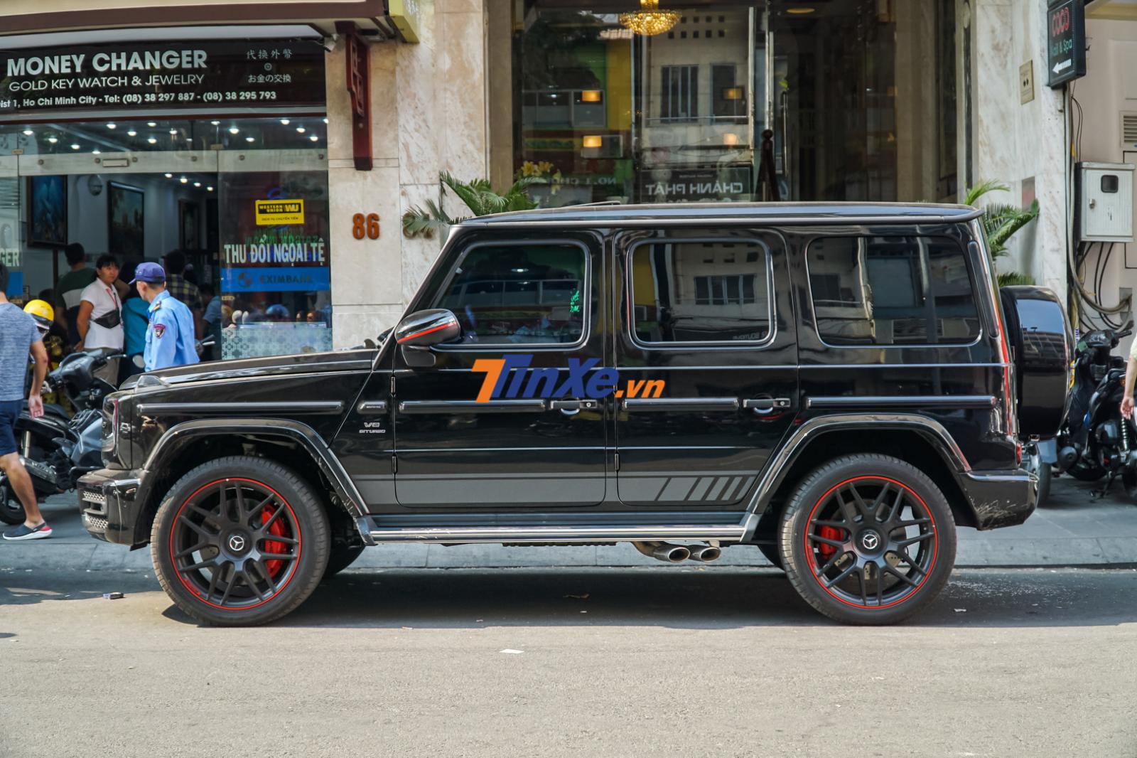 Người sở hữu chiếc SUV hạng sang Mercedes-AMG G63 Edition 1 đầu tiên tại Sài thành là một doanh nhân kinh doanh trong lĩnh vực y tế