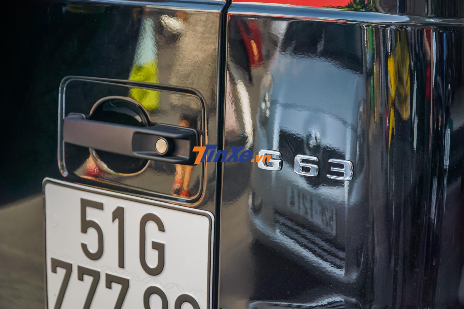 Ngoài chiếc Mercedes-AMG G63 Edition 1, doanh nhân này còn đang có sự phục vụ của siêu xe Ferrari 488 GTB và chiếc Coupe siêu sang Rolls-Royce Wraith