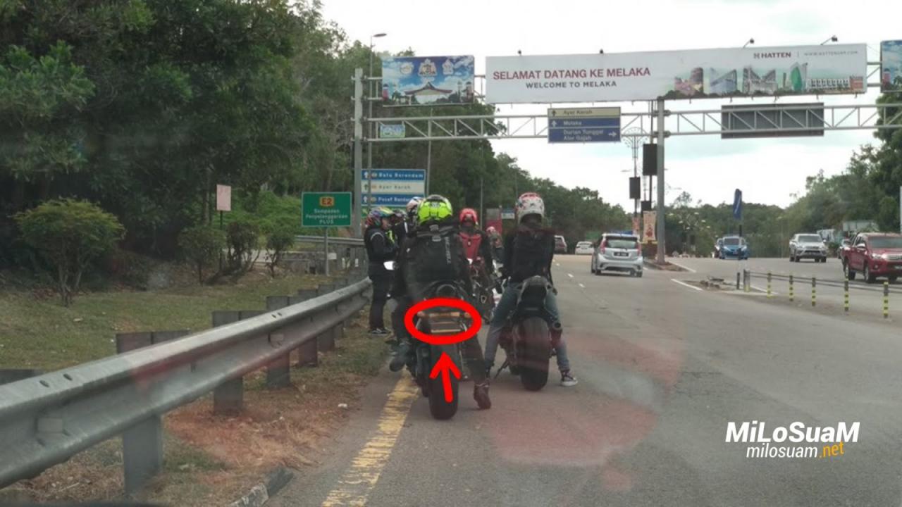 Hình ảnh do tài xế người Singapore ghi lại