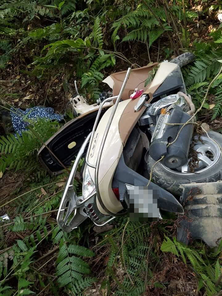 Chiếc Honda Lead bị biến dạng sau vụ tai nạn