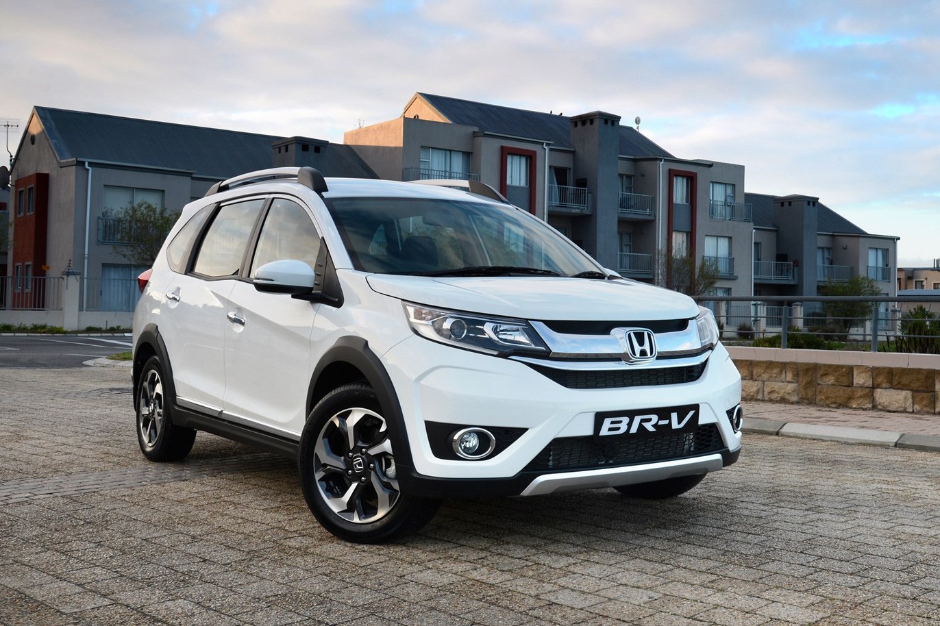 Trước đó, các đại lý đã bắt đầu mở cọc cho Honda BR-V với giá dự kiện khoảng 700 triệu đồng