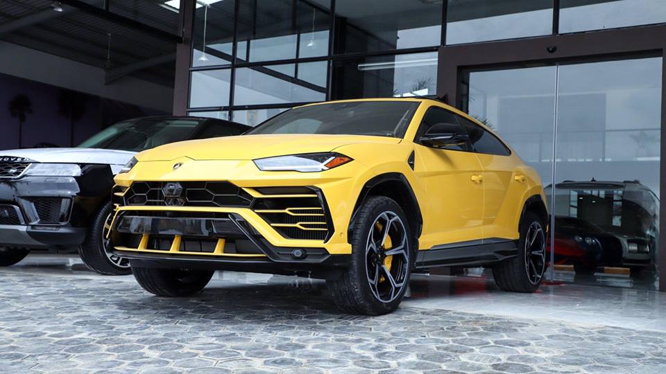 Siêu SUV Lamborghini Urus màu vàng đầu tiên về Campuchia Siêu SUV Lamborghini Urus màu vàng đầu tiên về Campuchia