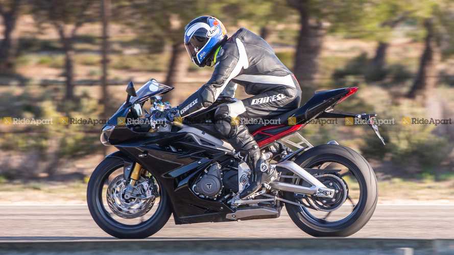 Triumph Daytona 765 vẫn mang thiết kế supersport, cạnh tranh ở phân khúc sport bike hạng trung