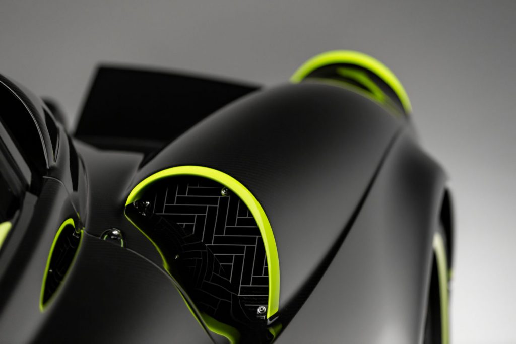 Đi kèm nhiều điểm nhấn hoàn thành màu xanh