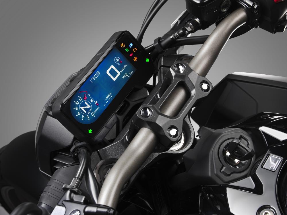 Đồng hồ xe là màn hình TFT Đồng hồ xe là màn hình TFT