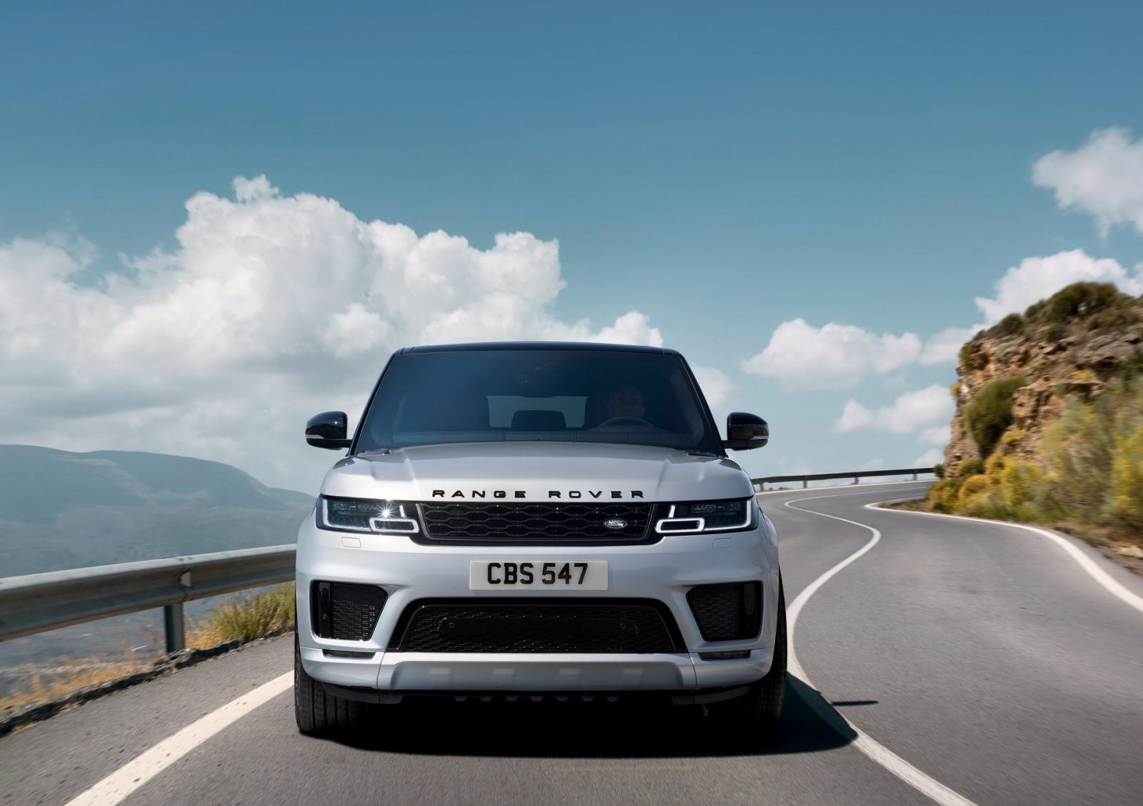 Range Rover Sport HST 2019 có nhiều chi tiết bằng sợi carbon Range Rover Sport HST 2019 có nhiều chi tiết bằng sợi carbon