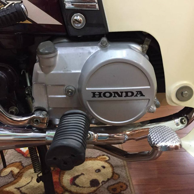 Khối động cơ 100cc siêu tiết kiệm nhiên liệu và bền bỉ của Honda Dream II Khối động cơ 100cc siêu tiết kiệm nhiên liệu và bền bỉ của Honda Dream II