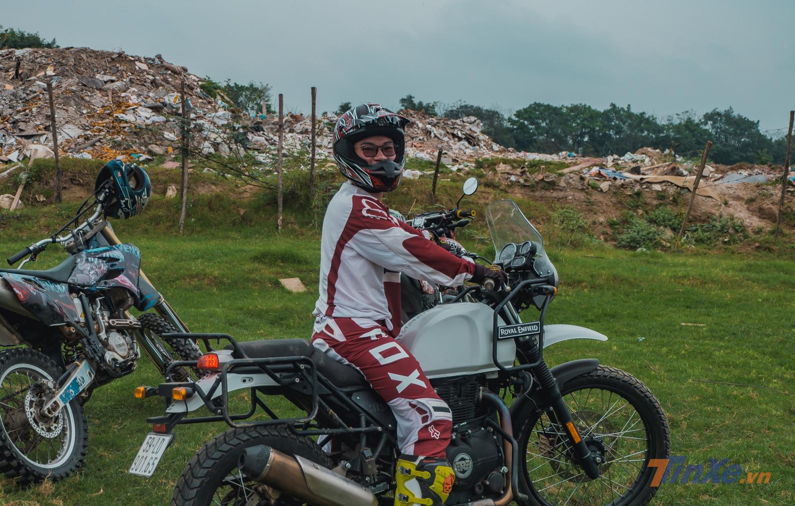 Có cả những tay chơi cào cào khá phấn khích khi được trải nghiệm dòng xe đặc biệt. Có cả những tay chơi cào cào khá phấn khích khi được trải nghiệm dòng xe đặc biệt.