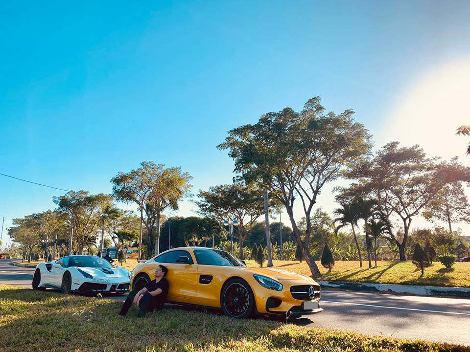 Chiếc Mercedes-AMG GT S Edition 1 này được doanh nhân quận 2 mua tặng cho vợ
