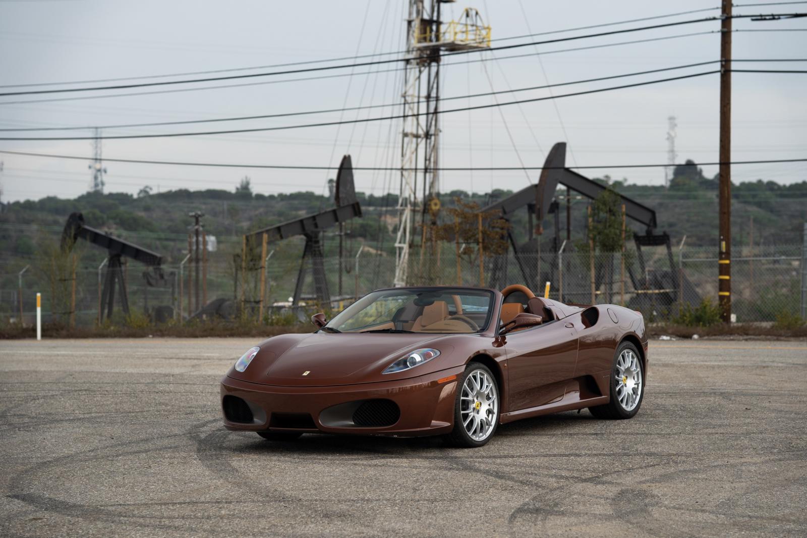 Đây được cho là chiếc Ferrari F430 Spider hiếm hoi trên toàn thế giới có bộ áo Marrone 1971 Đây được cho là chiếc Ferrari F430 Spider hiếm hoi trên toàn thế giới có bộ áo Marrone 1971