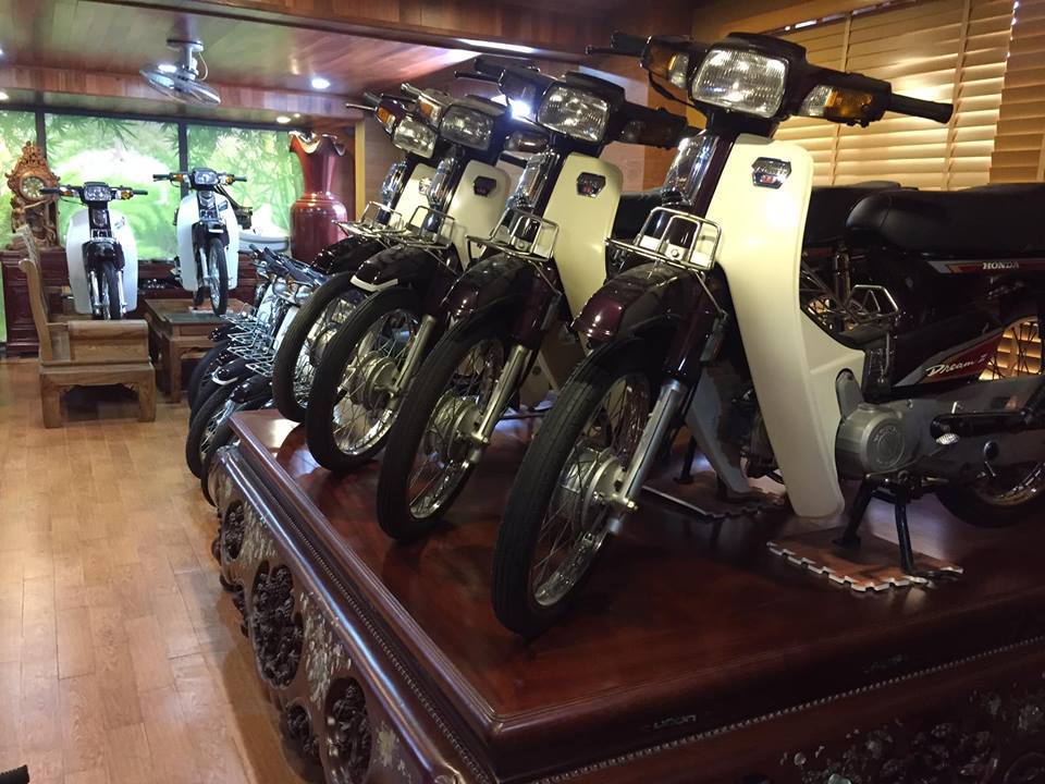 Những chiếc Dream Thái được bày khắp nơi trong căn nhà 7 tầng Những chiếc Dream Thái được bày khắp nơi trong căn nhà 7 tầng