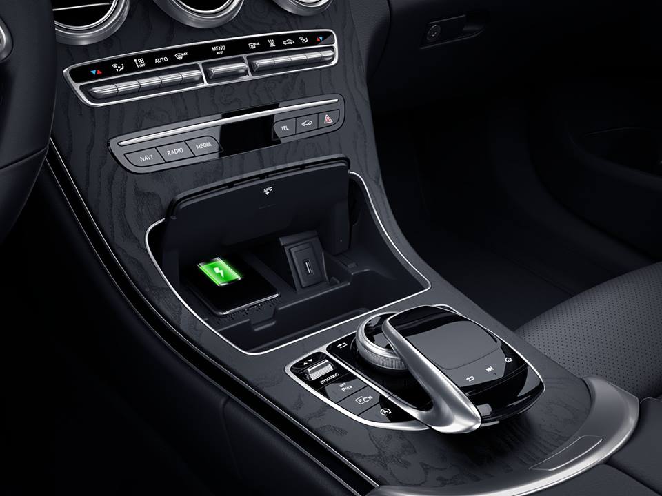 Bổ sung thêm sạc không dây Bổ sung thêm sạc không dây