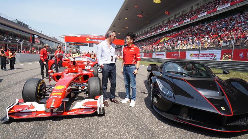 siêu xe mui trần LaFerrari Aperta được giới thiệu tại Đài Loan siêu xe mui trần LaFerrari Aperta được giới thiệu tại Đài Loan