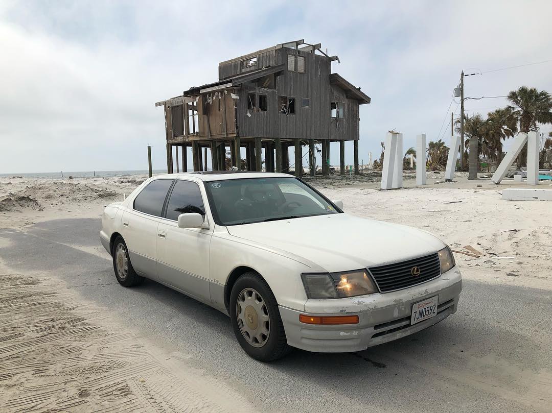 Chiếc Lexus LS400 bền bỉ nhất thế giới Chiếc Lexus LS400 bền bỉ nhất thế giới