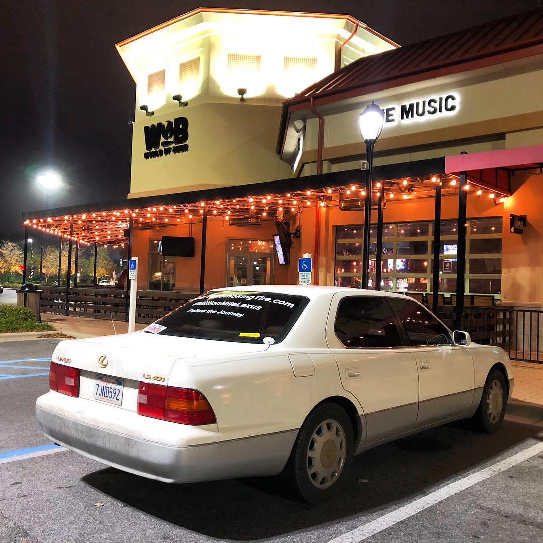 Chiếc Lexus LS400 này đã đến nhiều nơi trên nước Mỹ để đạt mốc 1 triệu dặm Chiếc Lexus LS400 này đã đến nhiều nơi trên nước Mỹ để đạt mốc 1 triệu dặm