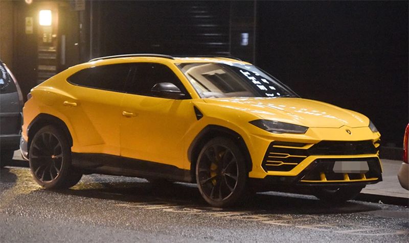 Lamborghini Urus của Roberto Firmino có giá 7,5 tỷ đồng Lamborghini Urus của Roberto Firmino có giá 7,5 tỷ đồng