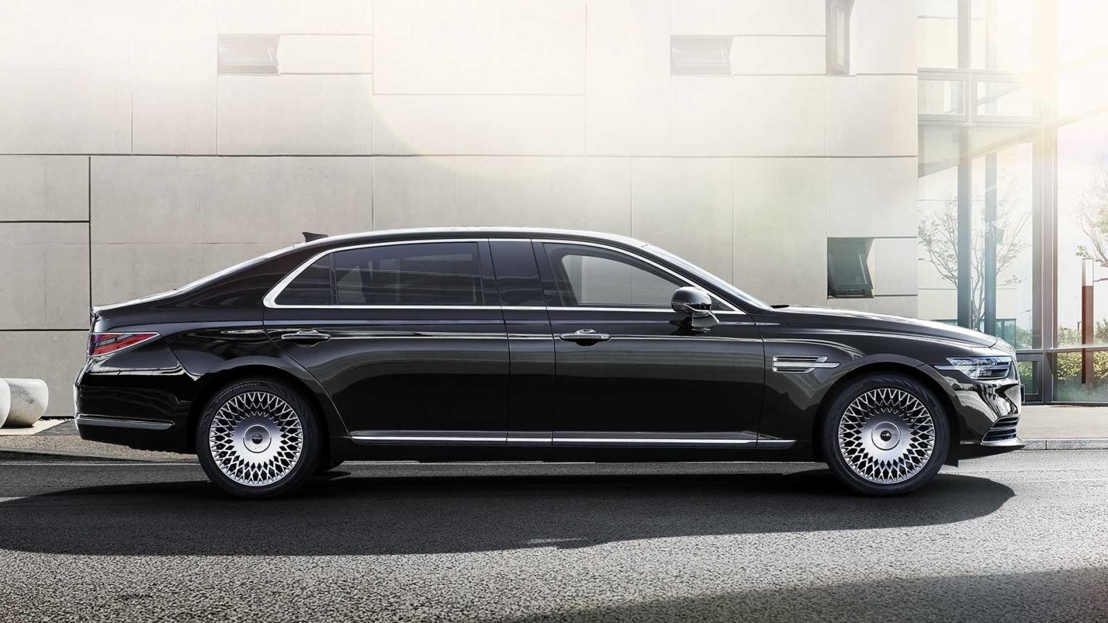 Genesis G90 Limousine đã chính thức ra mắt thị trường quê nhà Hàn Quốc với giá 155,11 triệu won
