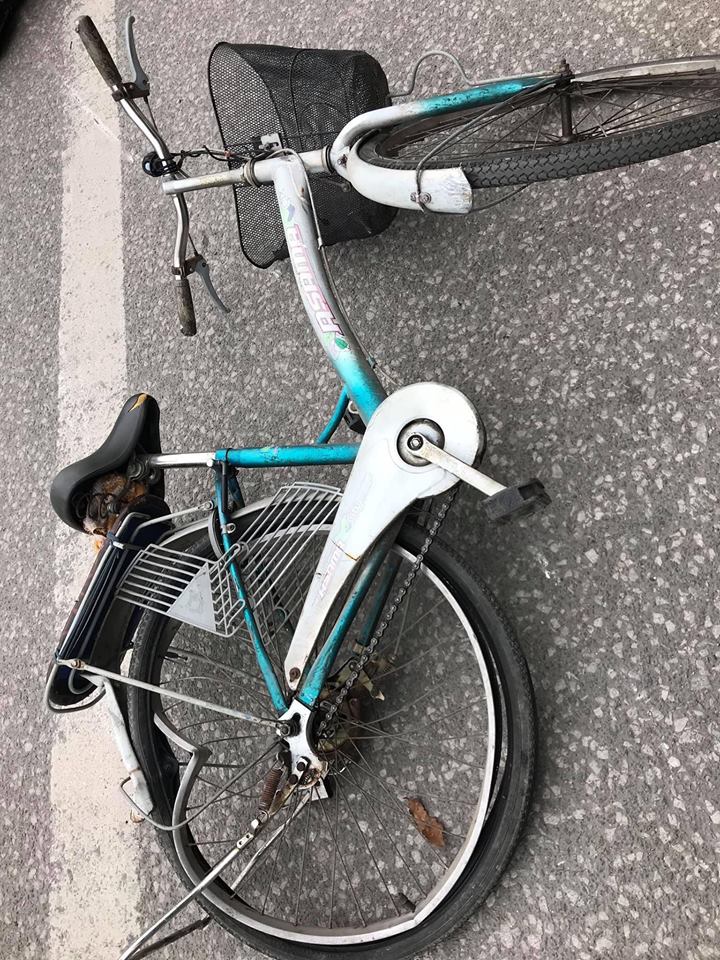 Chiếc xe đạp mà cụ ông sử dụng để đi khám bệnh