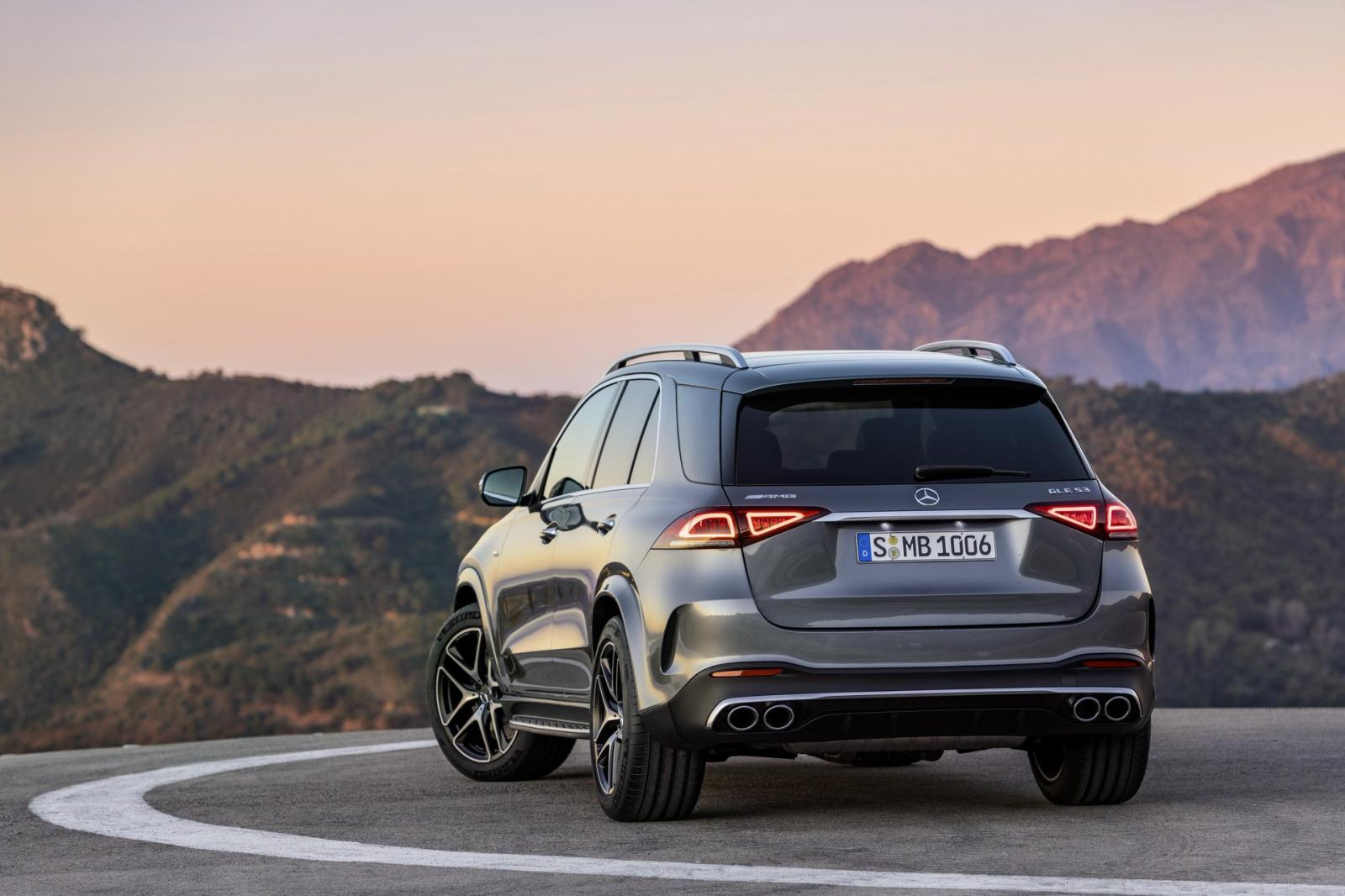 Đuôi xe Mercedes-AMG GLE 53 4Matic+ Đuôi xe Mercedes-AMG GLE 53 4Matic+