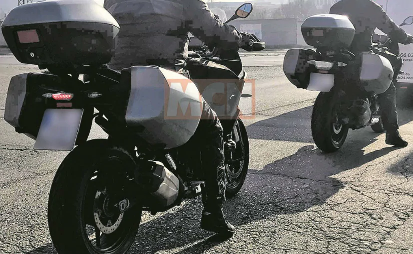 Động cơ trang bị trên xe khá giống với động cơ xylanh đôi, dung tích 853cc trang bị trên chiếc F850GS