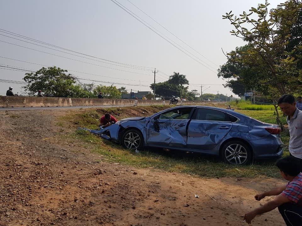 Chiếc Kia Cerato 2019 tại hiện trường vụ tai nạn