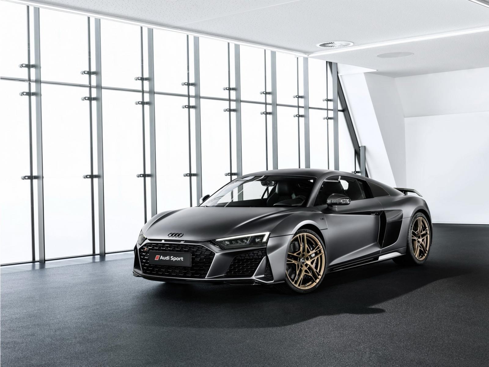 Audi R8 Decennium 2019 có nhiều chi tiết ngoại thất màu đen bóng Audi R8 Decennium 2019 có nhiều chi tiết ngoại thất màu đen bóng