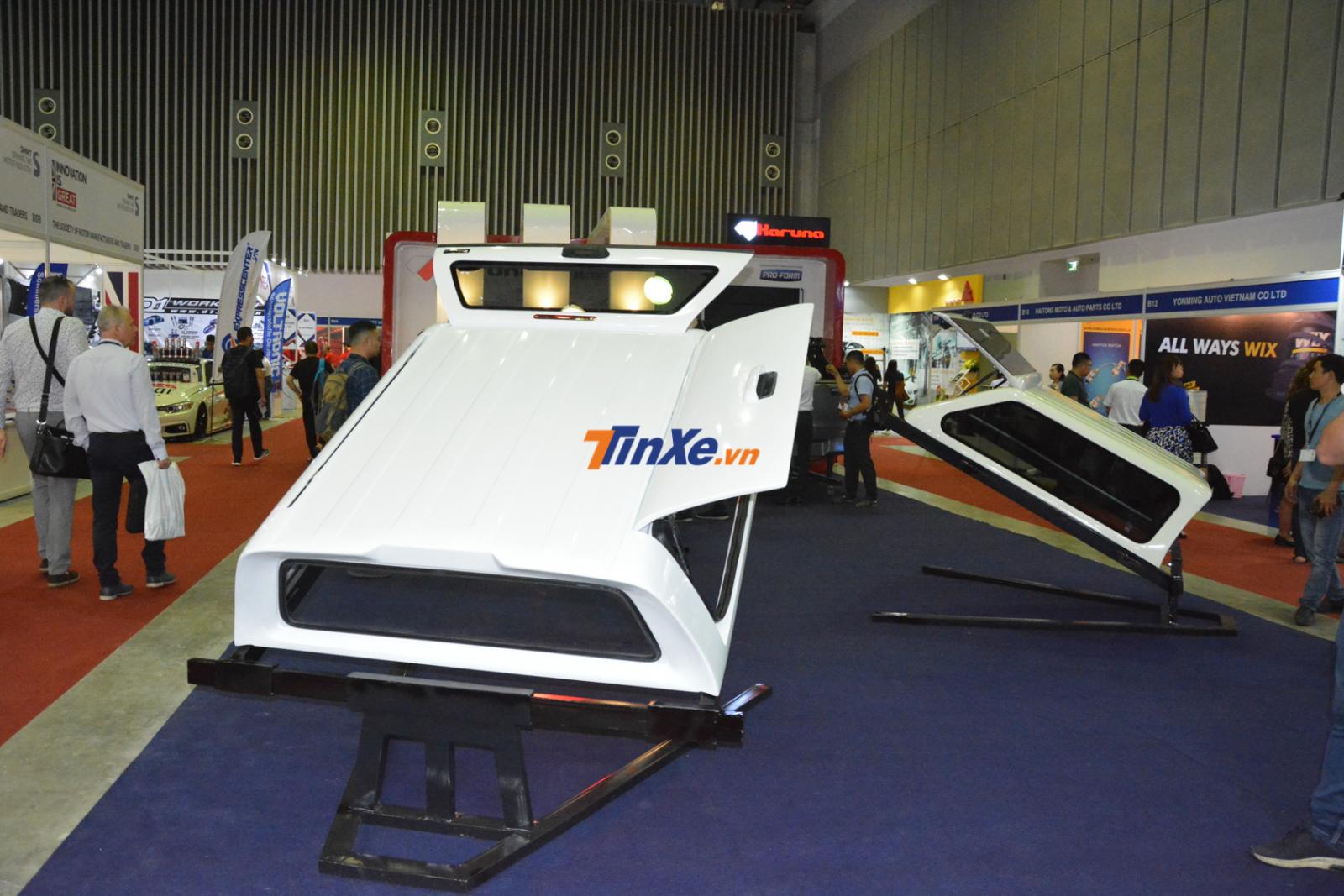 Các bộ body kit cũng được giới thiệu Các bộ body kit cũng được giới thiệu