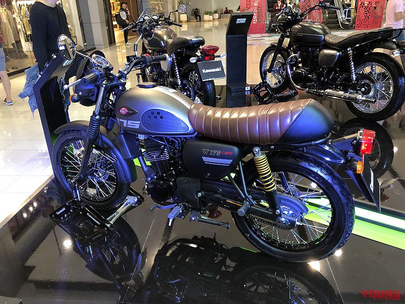 Triển lãm còn có sự có mặt của Kawasaki W175 Cafe 2019