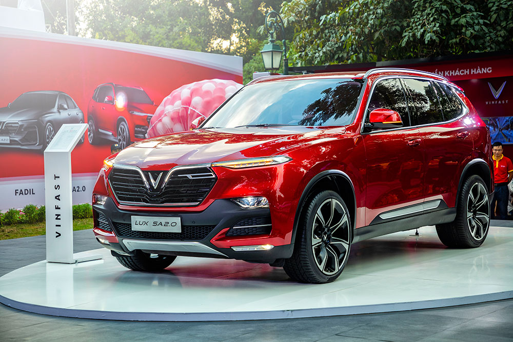 Lần đầu ra mắt thế giới tại triển lãm Paris Motors Show 2018, 2 mẫu xe của thương hiệu Việt VinFast Lux SA2.0 và Lux A2,0 sẽ tiếp tục góp mặt tại Geneva Motor Show 2019 Lần đầu ra mắt thế giới tại triển lãm Paris Motors Show 2018, 2 mẫu xe của thương hiệu Việt VinFast Lux SA2.0 và Lux A2,0 sẽ tiếp tục góp mặt tại Geneva Motor Show 2019