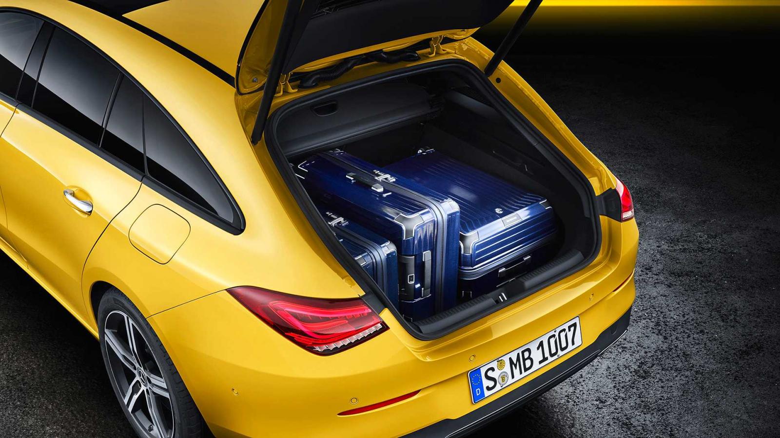 Khoang hành lý của Mercedes-Benz CLA Shooting Brake 2019 Khoang hành lý của Mercedes-Benz CLA Shooting Brake 2019