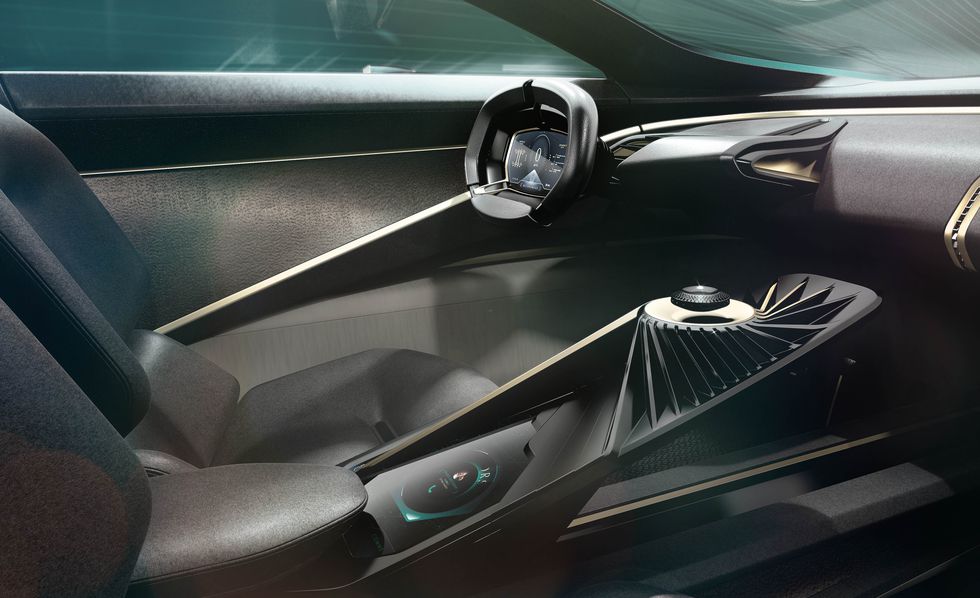 Khoang lái của Aston Martin Lagonda All-Terrain