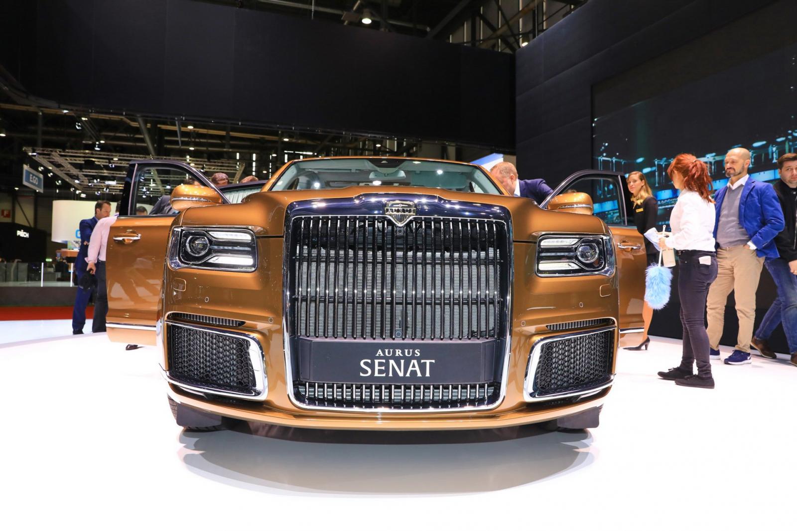 Lưới tản nhiệt của Aurus Senat khá giống Rolls-Royce Lưới tản nhiệt của Aurus Senat khá giống Rolls-Royce