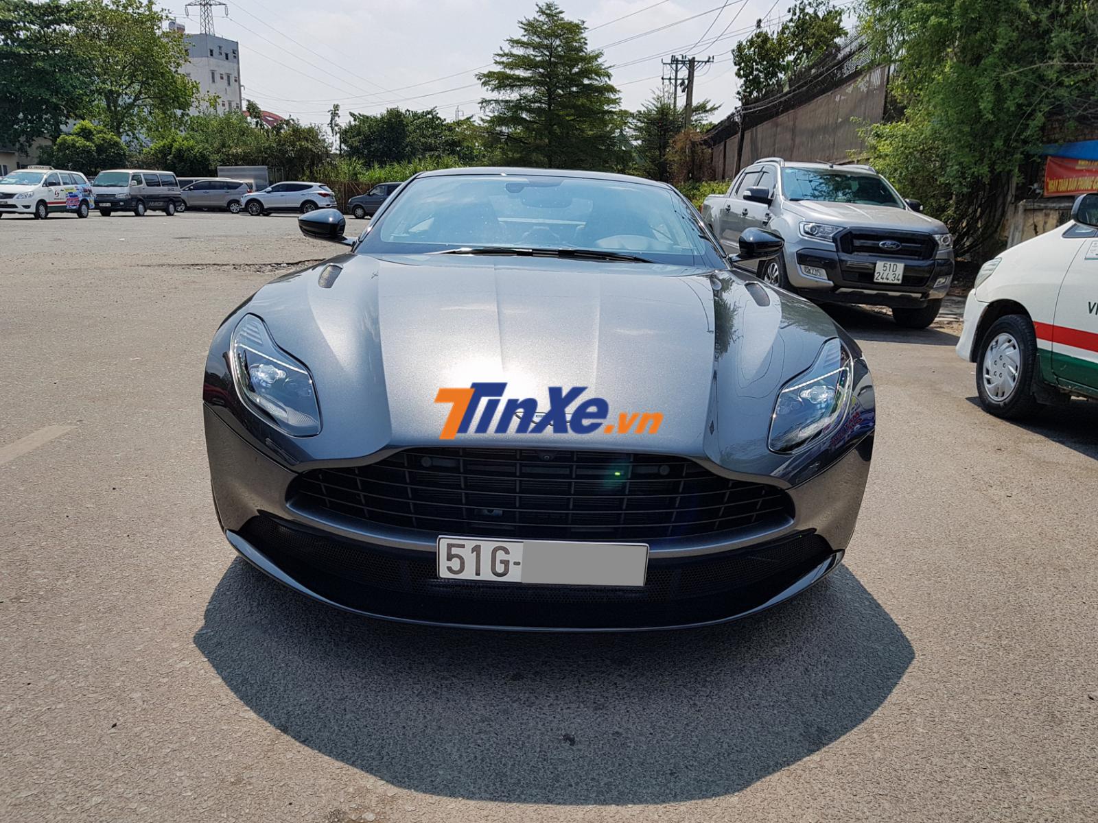 Đây là chiếc siêu xe Aston Martin DB11 độc nhất Việt Nam Đây là chiếc siêu xe Aston Martin DB11 độc nhất Việt Nam