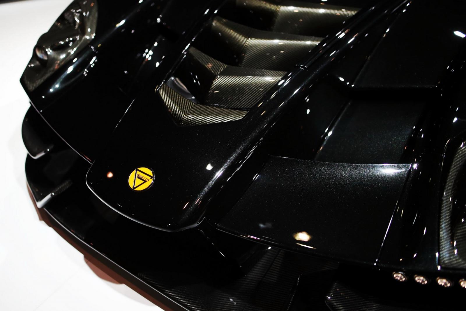 Đầu xe Ginetta Akula Đầu xe Ginetta Akula