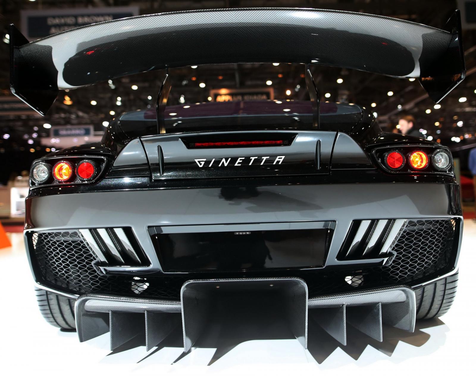 Đuôi xe Ginetta Akula Đuôi xe Ginetta Akula