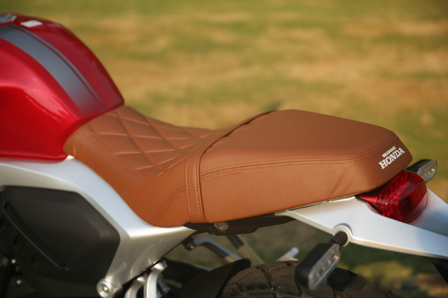 Đánh giá nhanh mẫu xe Honda CB190SS mang phong cách Neo Sport Cafe